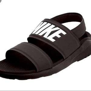 Nike Tanjun sandals✔️